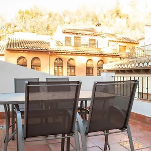 Atico Con Terraza En Cuesta Gomerez Apartamento